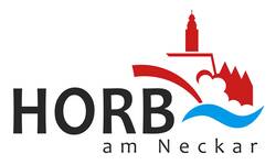 Das Logo zeigt den Schriftzug "Horb am Neckar" in Schwarz, begleitet von roten stilisierten Gebäuden und blauen Wellen.