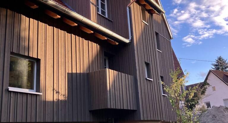 Das Bild zeigt ein modernisiertes Haus 